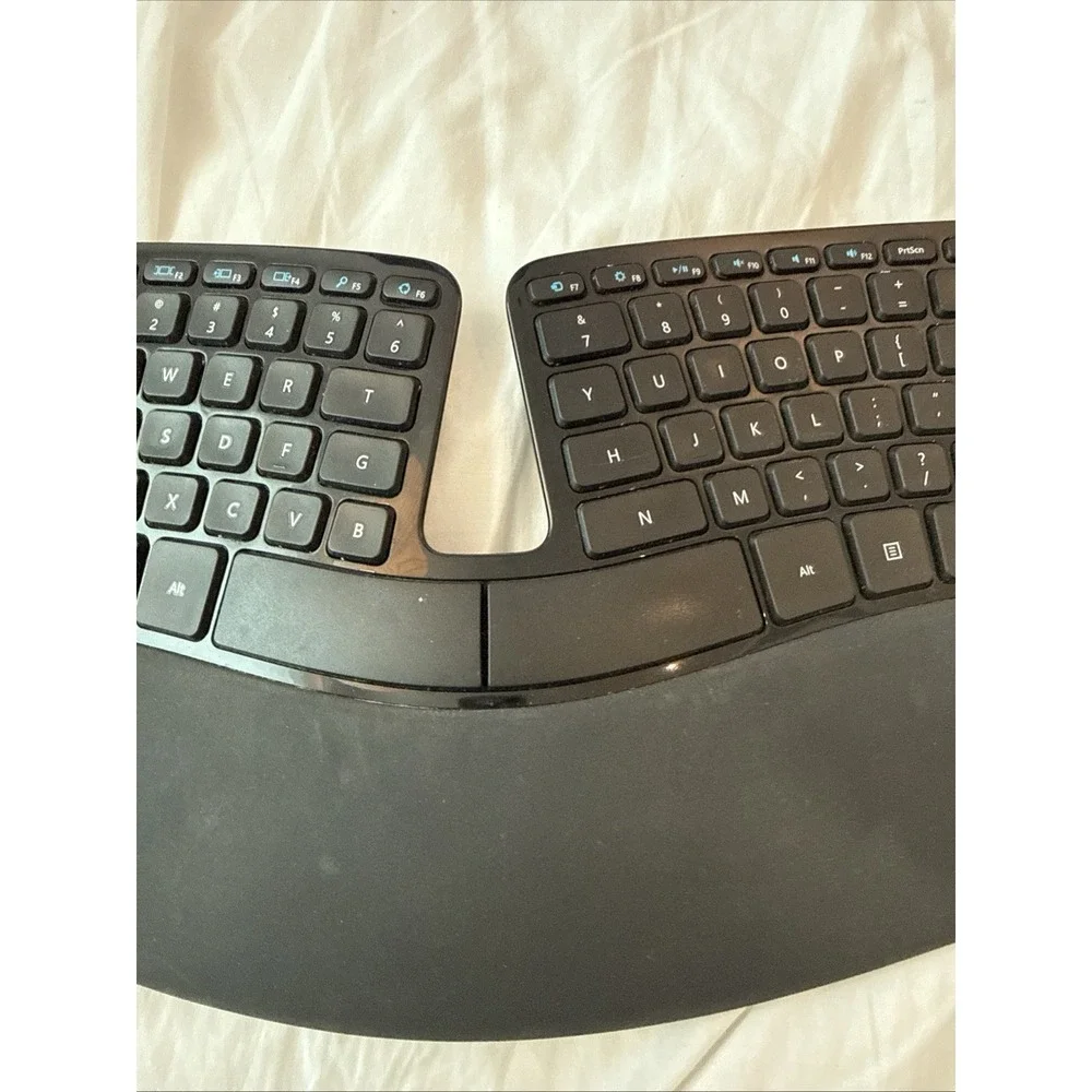 *NO DONGLE* Microsoft Sculpt Ergonomic Wireless Split Keyboard